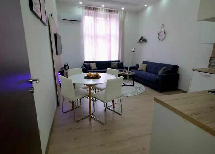 Luxury Old Town Apartment Fireplace, Bascarsija, Fast Wifi شقة سراييفو